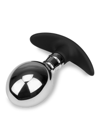 Load image into Gallery viewer, Analplug aus Stahl und Silikon Smash