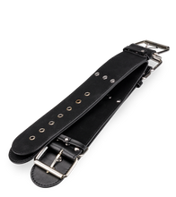 Load image into Gallery viewer, BDSM-Halsband mit Fesseln