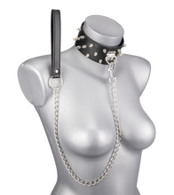 Load image into Gallery viewer, BDSM-Halsband mit Killernieten und Kette