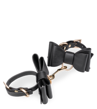 Load image into Gallery viewer, Edles BDSM-Set 7-teilig mit Aufbewahrungstasche
