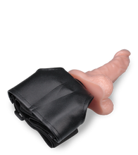 Load image into Gallery viewer, Hautfarbener Umschnalldildo mit O-Ring-Gurt