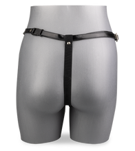 Load image into Gallery viewer, Hohler Naturdildo zum Umschnallen