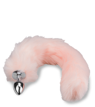Load image into Gallery viewer, Metall-Plug mit rosa Foxtail aus Kunstfell