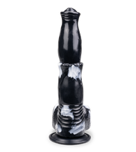 Load image into Gallery viewer, Pferdedildo mit Saugnapf Pegasus
