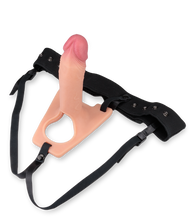 Load image into Gallery viewer, Realistischer Strap-on-Dildo für Männer aus Silikon