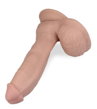 Load image into Gallery viewer, Saugnapf-Dildo mit großen Hoden 24 cm