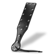 Load image into Gallery viewer, Schwarzes BDSM-Paddle mit Nieten